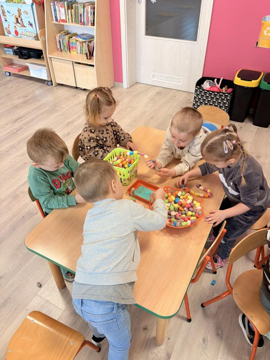 Galeria zdjęć: Pszczółki i playmais